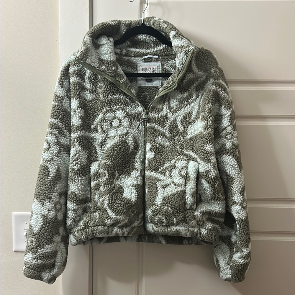 💚 American Eagle Teddy Fleece Jacket